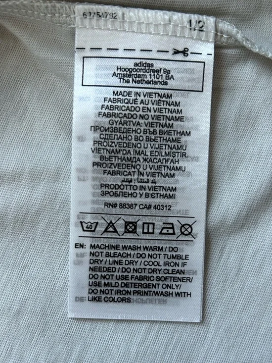 Adidas x FARM Rio Graphic Tee in Talc/Dark Marine NWT Size XL - Picture 5 of 5